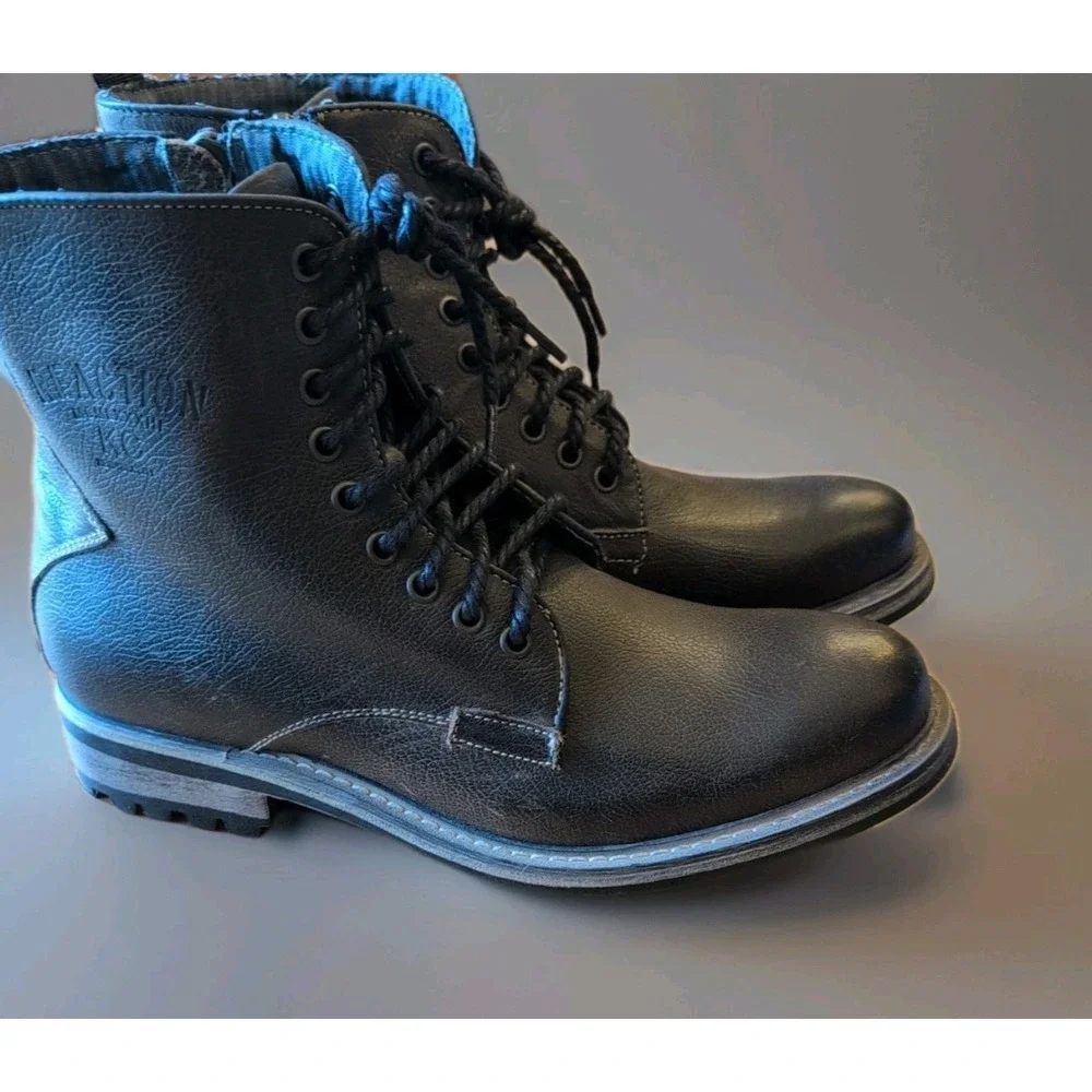 Kenneth Cole Reaction Zip & Lace Up Boot Dark Gray Leather Lug Sole Sz 9.5M NWOB
